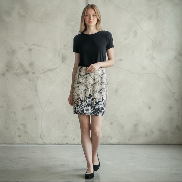White House Black Market Dresses & Skirts - White House Black Market Satin Pencil Skirt Size 2 Small